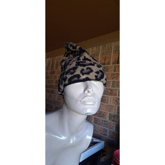 Juicy Couture Leporard Print Beanie - Picture 1 of 4